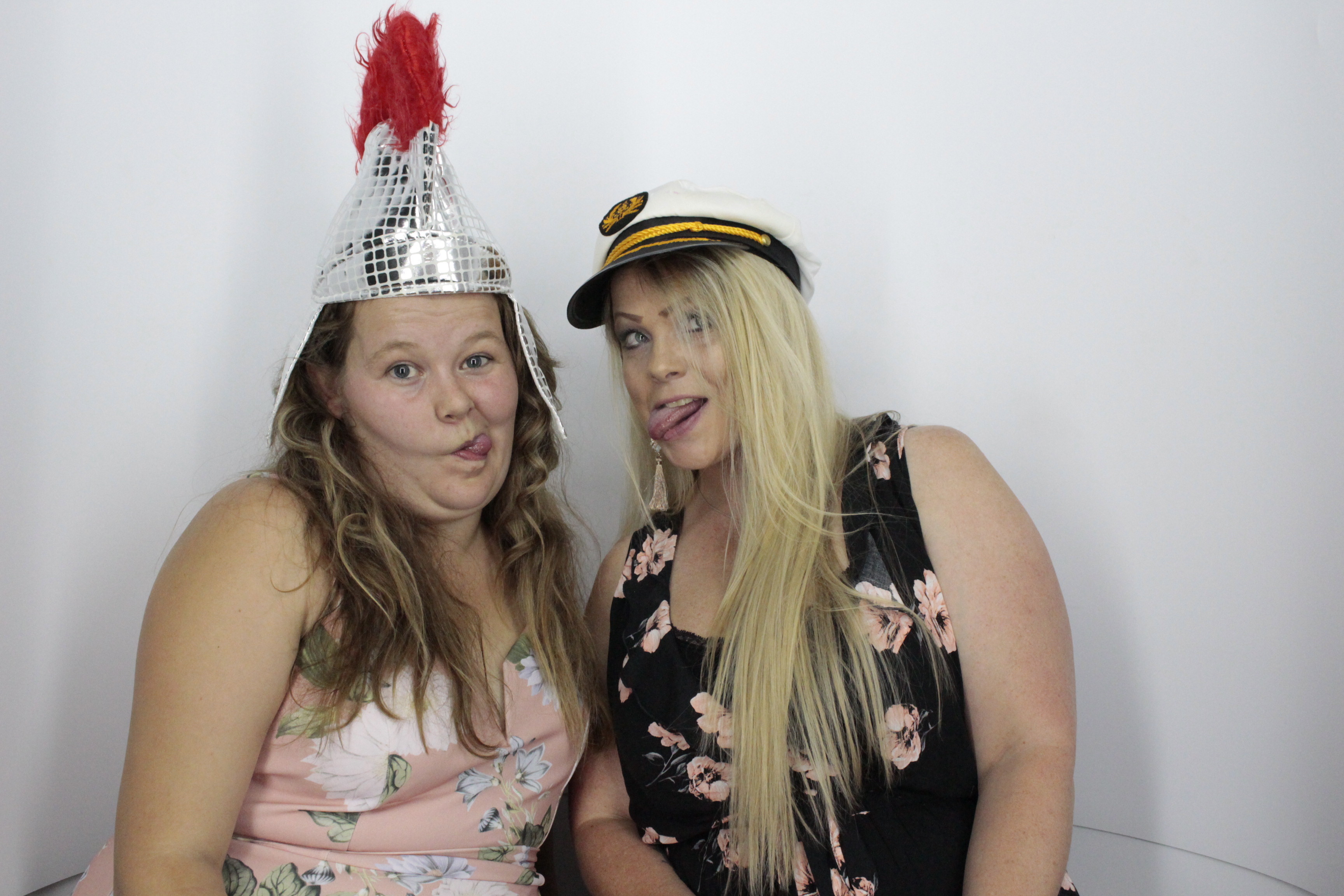 Ellesse's 21st Birthday | View more photos from the event at gallery.myphotoboothexperience.co.uk/u/MyPhotoBoothExperienceLtd/Ellesses-21st-Birthday